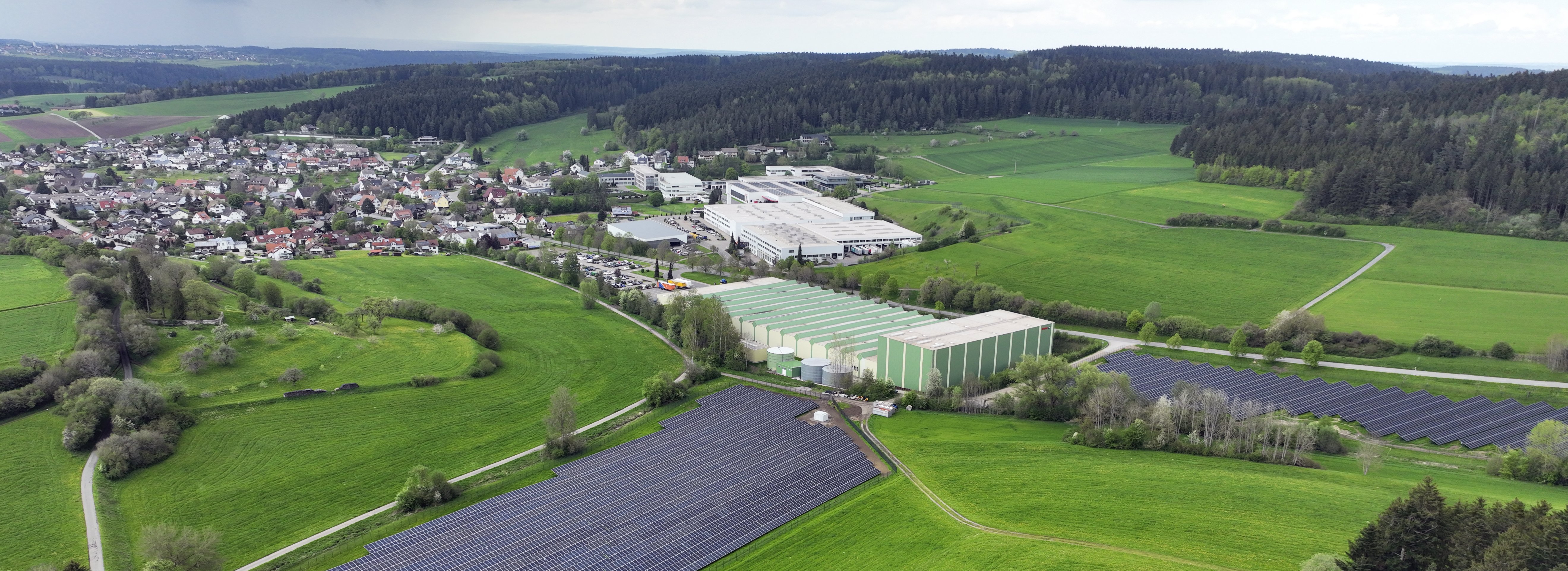 Luftbild des Betriebsgeländes