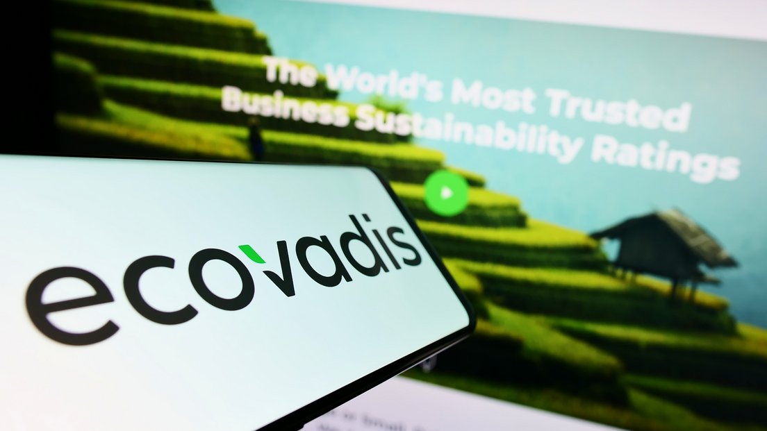 Displays mit Hinweisen zu EcoVadis. 