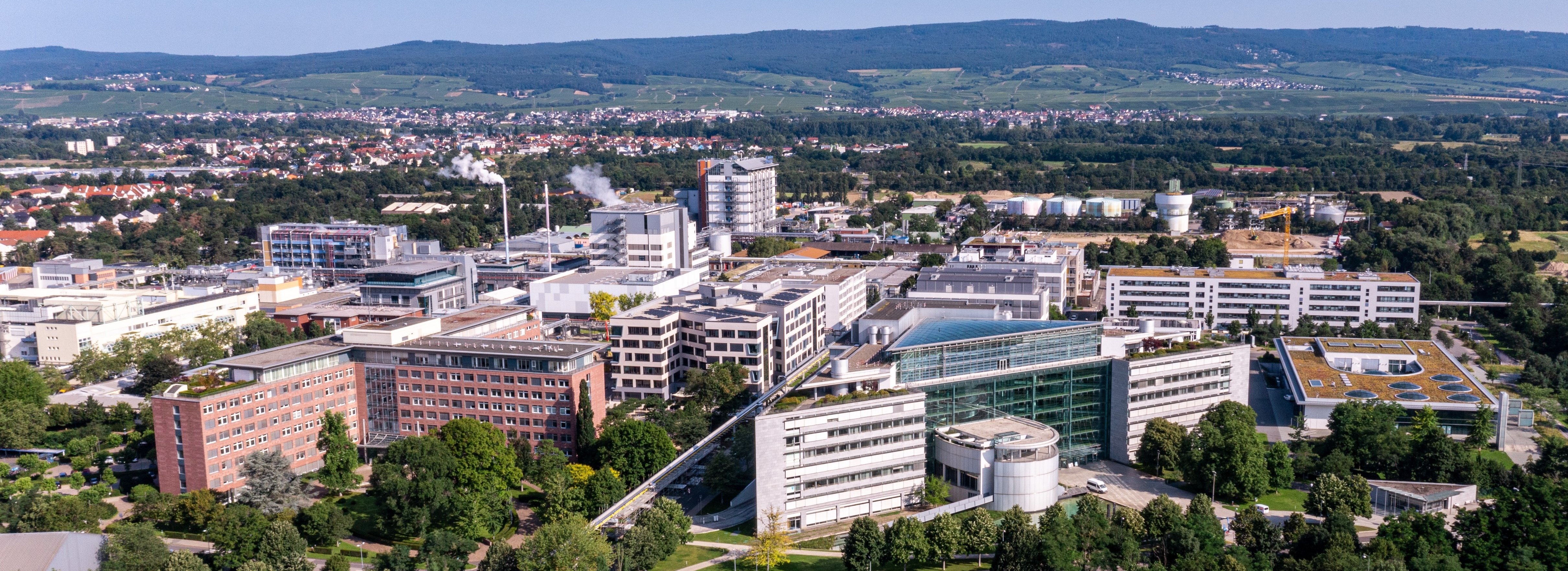 Luftbild des Firmengeländes