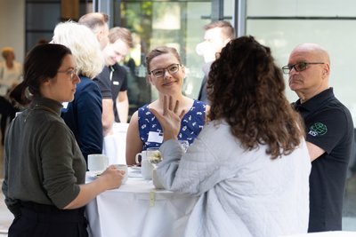 Mitglieder im Dialog