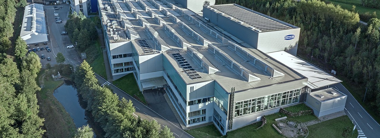 Luftbild des Betriebsgeländes