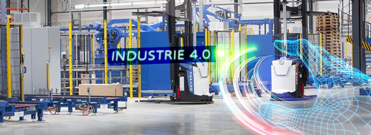 Foto von Industrieanlagen mit der Bildaufschrift "Industrie 4.0"