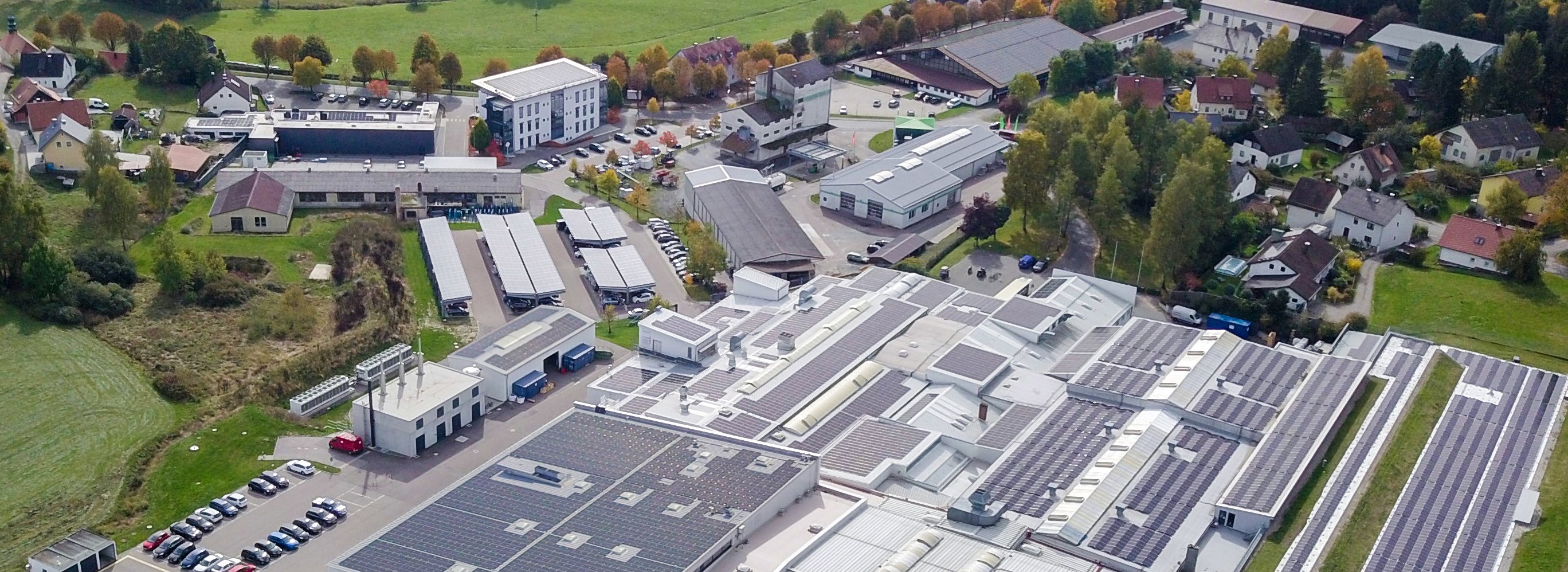 Luftbild des Betriebsgeländes